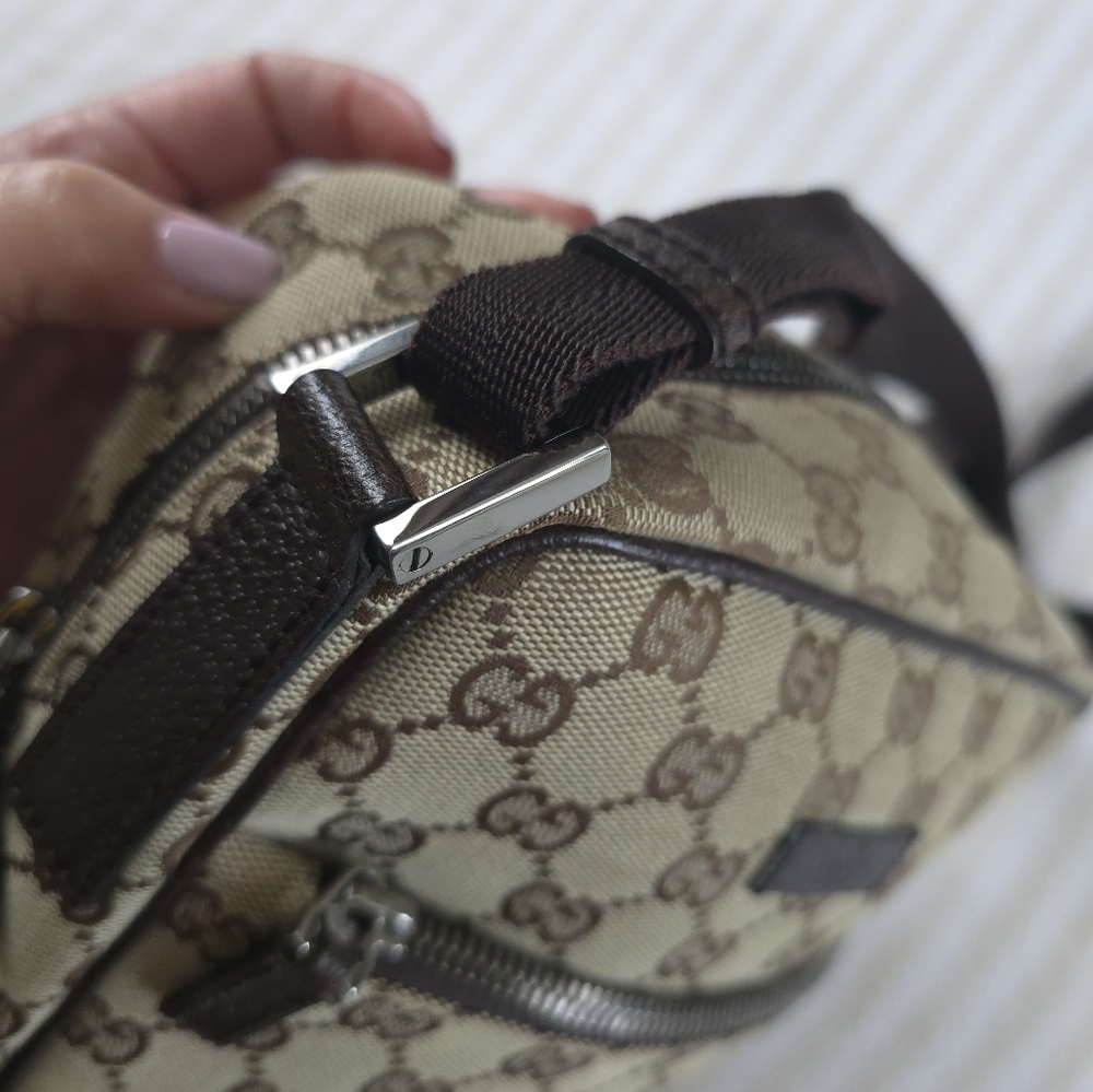 Gucci Shoulder Messenger Canvas Crossbody Bag - Picture 4 of 16